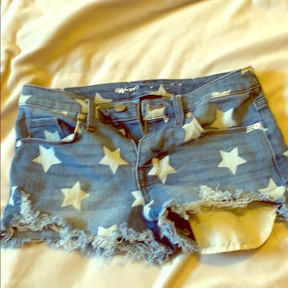 Stars denim shorts